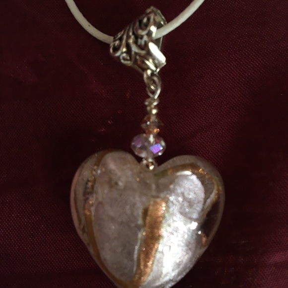 Glass heart pendant on white silk cord - Picture 8 of 8